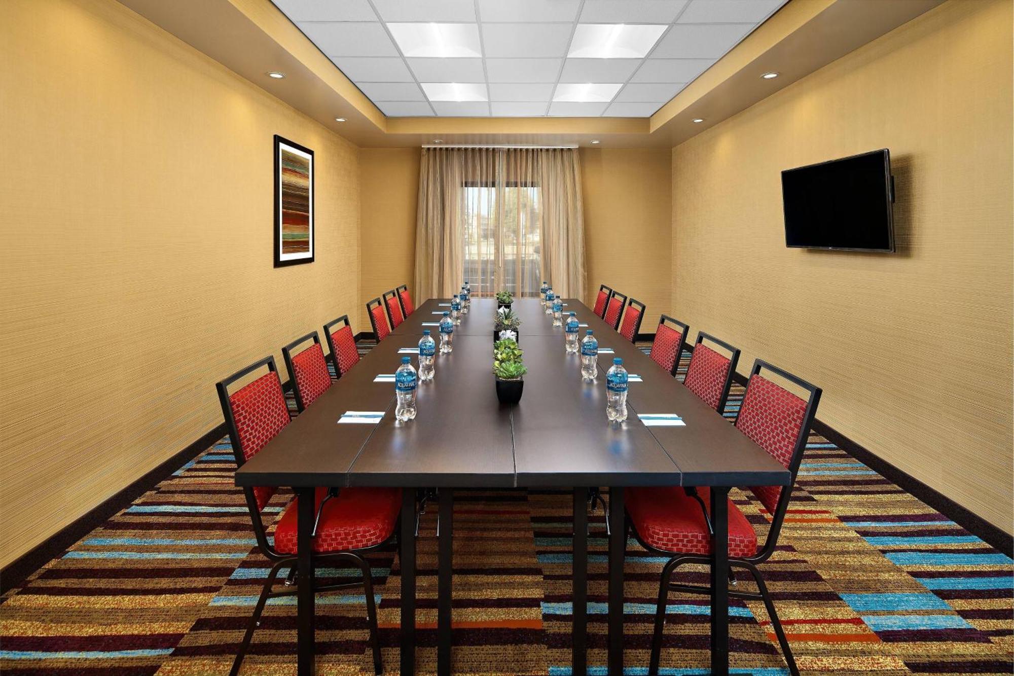 Fairfield Inn & Suites By Marriott Fresno Yosemite International Airport Eksteriør bilde