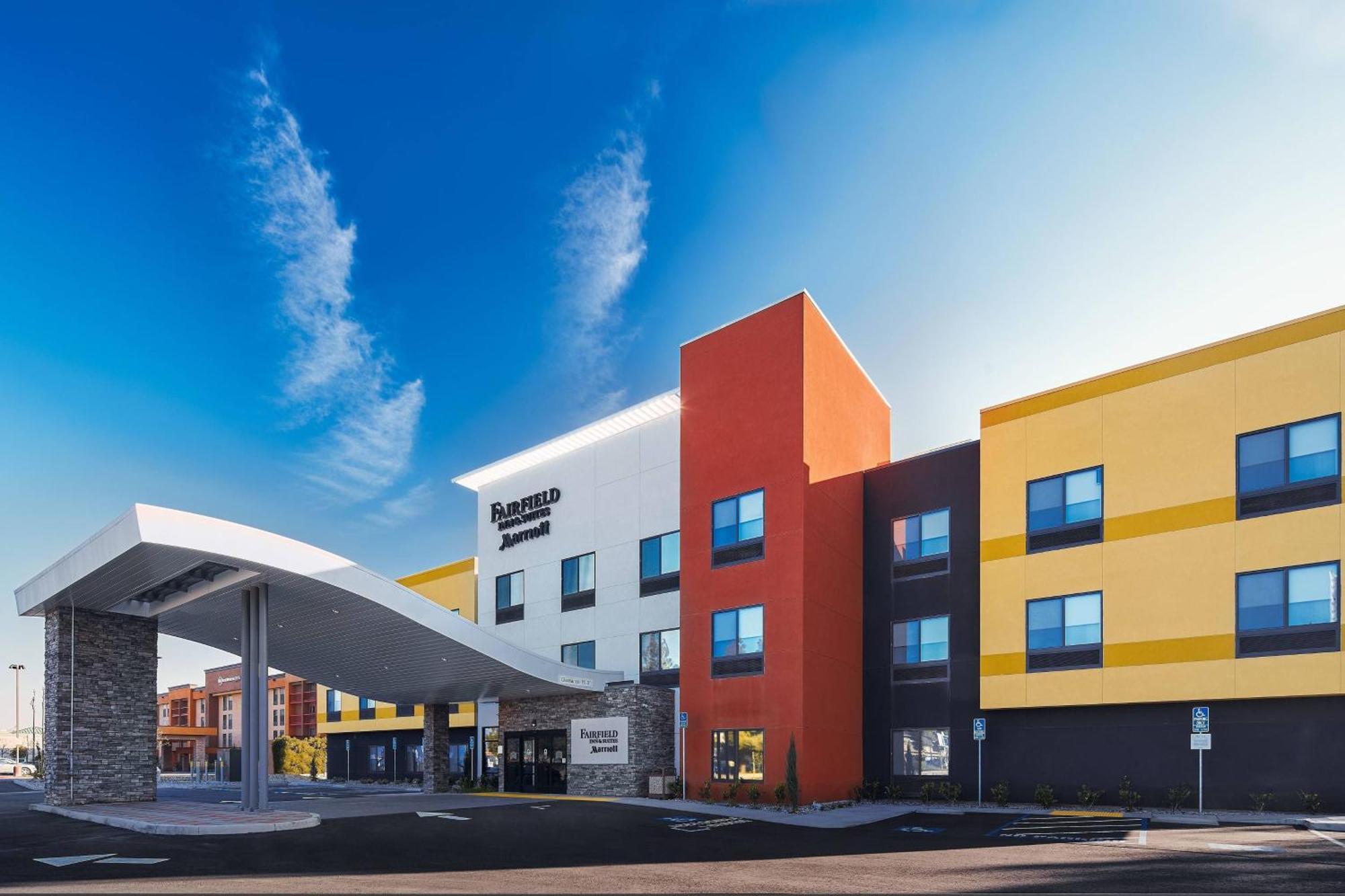 Fairfield Inn & Suites By Marriott Fresno Yosemite International Airport Eksteriør bilde